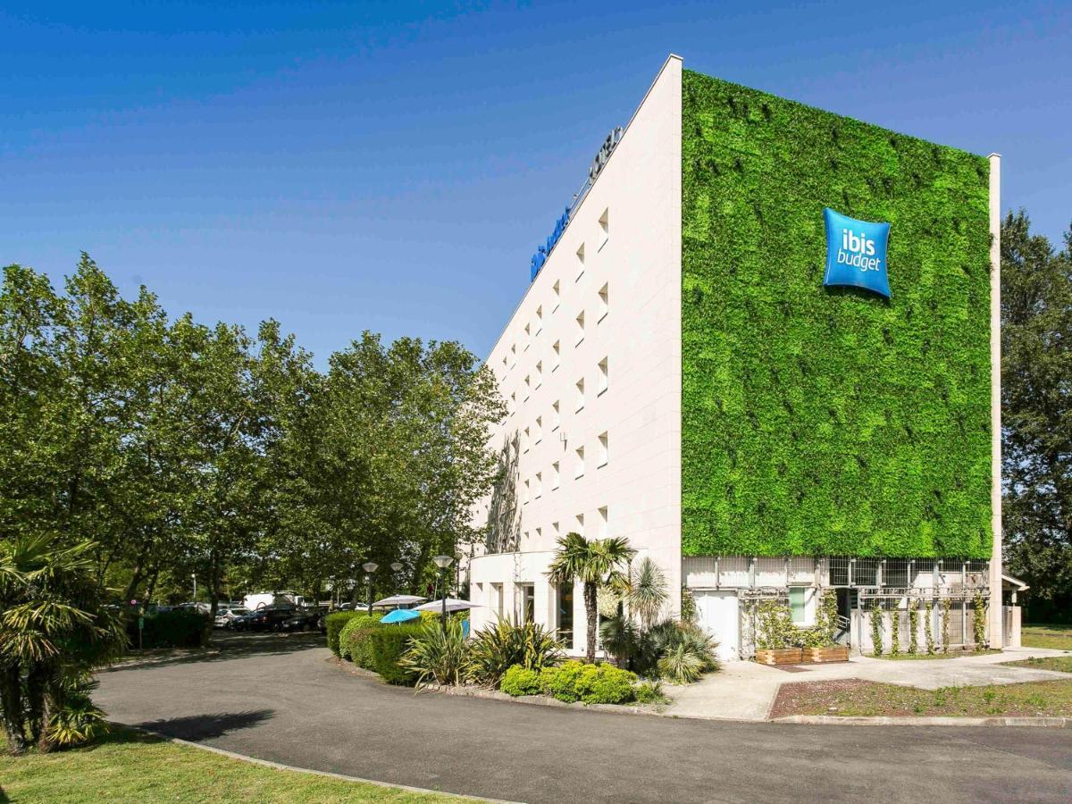 Ibis Budget Bordeaux Aeroport 2*